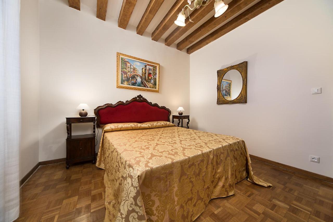 at 2 minutes from San Marco square Veneza Exterior foto
